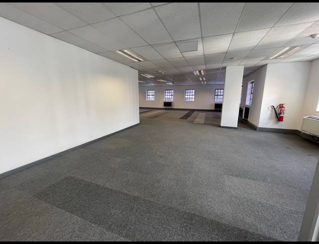 376M² OFFICE TO LET IN ROSEBANK